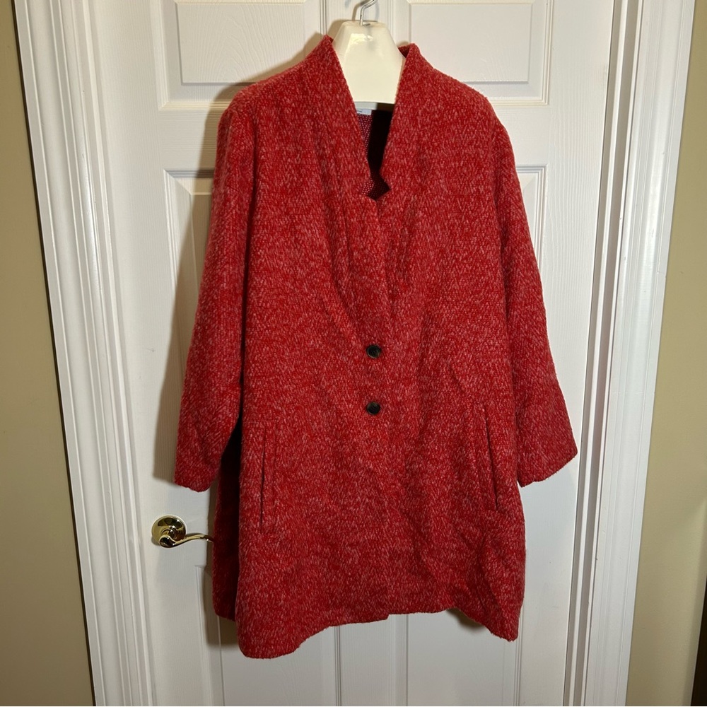Womens Red Bouclé Button Front Coat